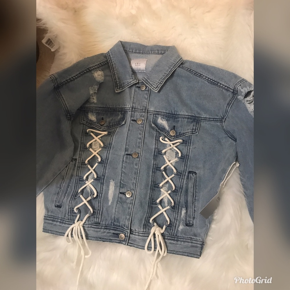 light  denim jacket distress size small left - Picture 5 of 6